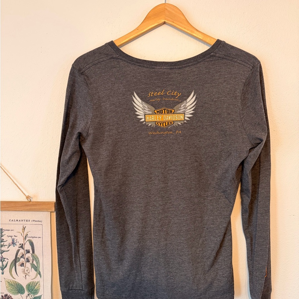 Large - Harley Davidson - Charcoal V-Neck Long Sleeve - Picture 7 of 8